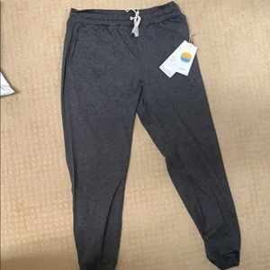 Brand new vuori joggers